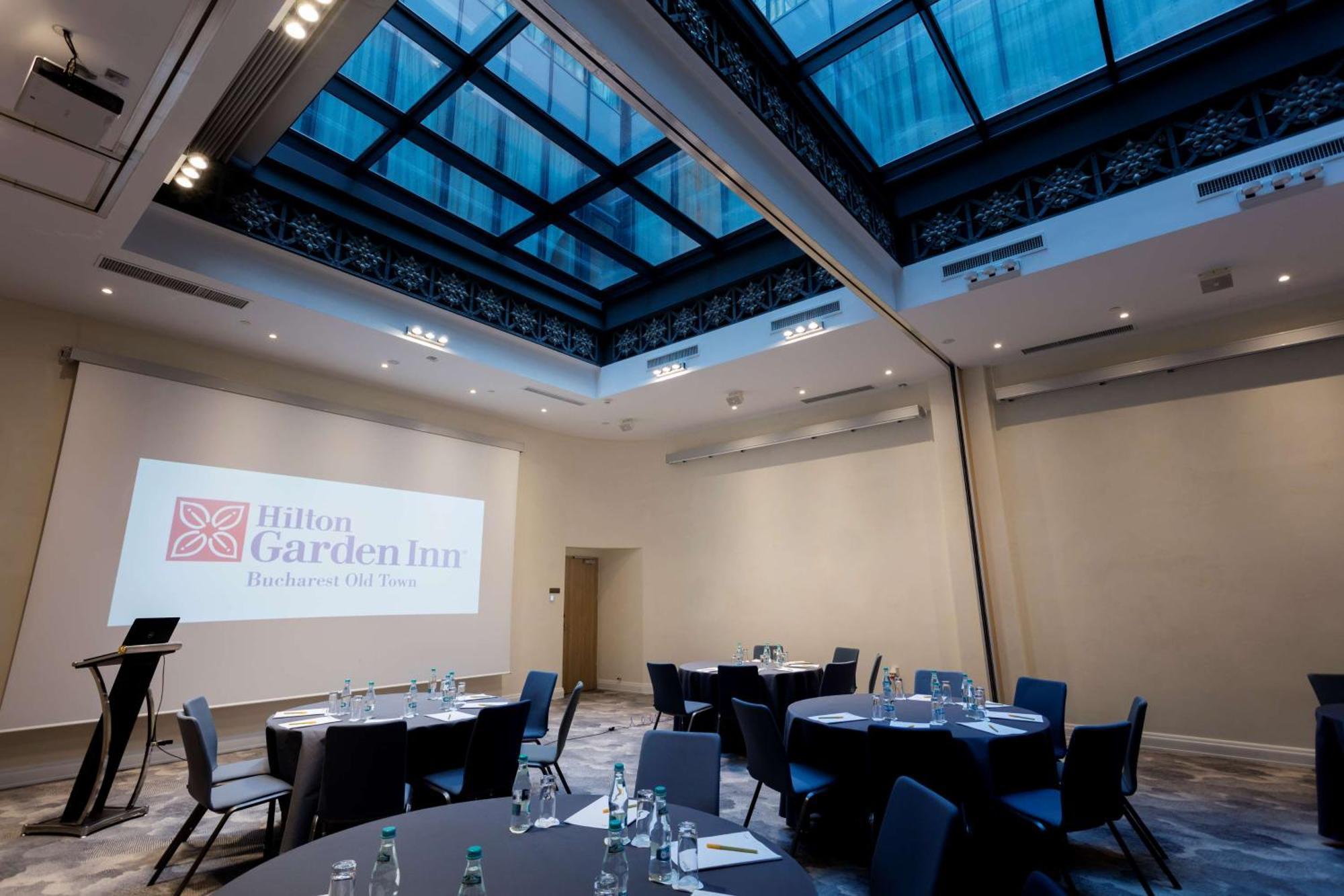 Hilton Garden Inn Bucharest Old Town Ngoại thất bức ảnh